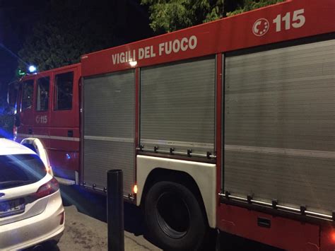 Reggio Emilia Incendio Nella Notte In Una Villetta Di San Rigo Danni