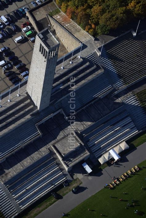 Luftaufnahme Berlin Bauwerk Des Aussichtsturmes Glockenturm In Berlin