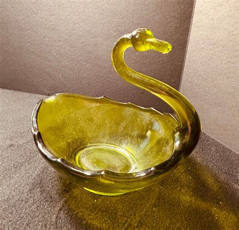 Vintage Olive Green Glass Swan Bowl 6 Inches Tall 6 Inches Long Etsy