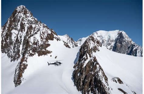 Tour en hélicoptère autour du Mont Blanc au départ Megève expérience