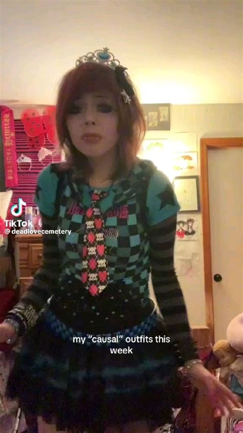 Pin By Zwinchesterxo On My Tiktok Fyp Scene Outfits Scene Fashion