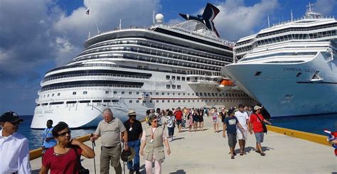 Más de 20 cruceros llegan este mes por puertos turísticos de Puerto