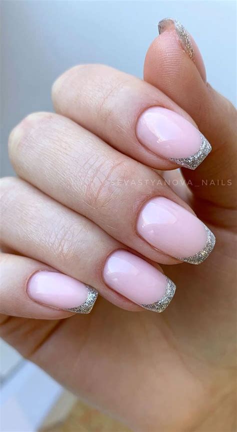 45 Pretty Romantic Nail Design Ideas To Try