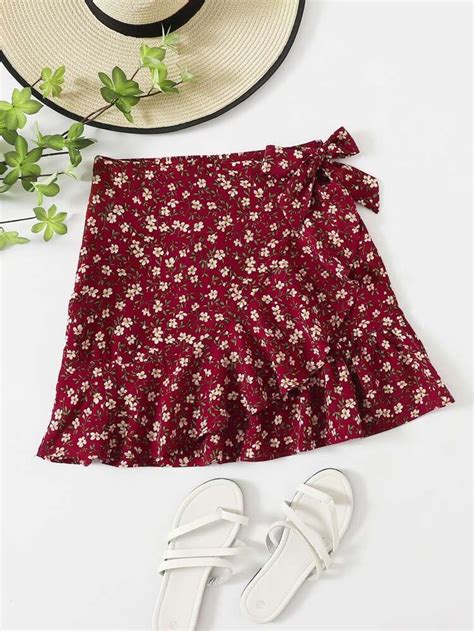 Ditsy Floral Print Wrap Skirt Shein