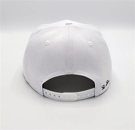 The White Golf Hat - Black Tusk Golf