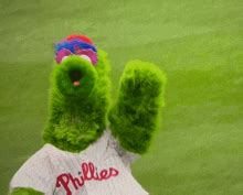 Phillie Phanatic GIFs | Tenor