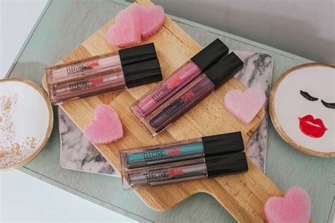 Maybelline Lip Studio: Electric Shine, Glitter Fix + Metallic Foil ...