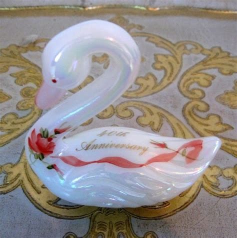 Vintage Fenton White Iridescent Glass Swan 40th Anniversary