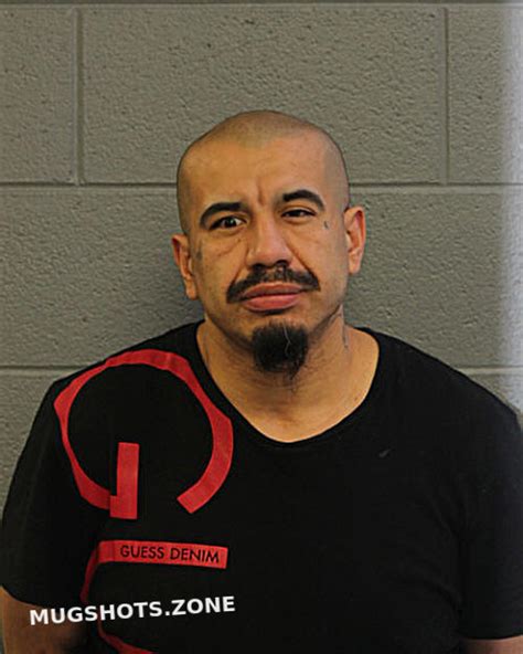 EFRAIN SAHAGUN 01 26 2024 Chicago Mugshots Zone