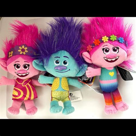 Trolls World Tour Pink Poppyand Blue Poppyandbranch Friendship Plush 3 Pack