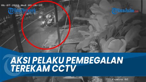 Detik Detik Aksi Pembegalan Sepeda Motor Di Kawasan Pulo Gadung Jakarta