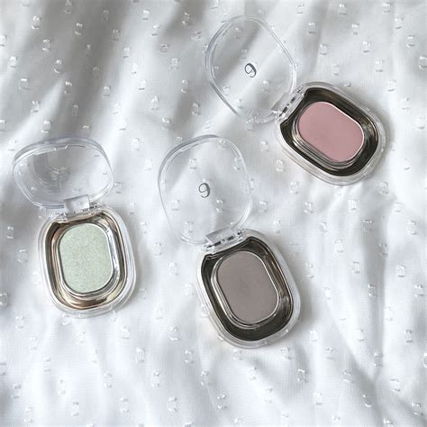 Ameliの単色アイシャドウ Step Basic Eyeshadow他、1商品を使った口コミ Ameli Step Basic Eyes