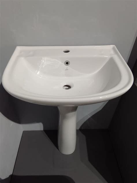 Ceramic Jaguar Standing Washbasin Wash Basin Type Pedestal Basin At