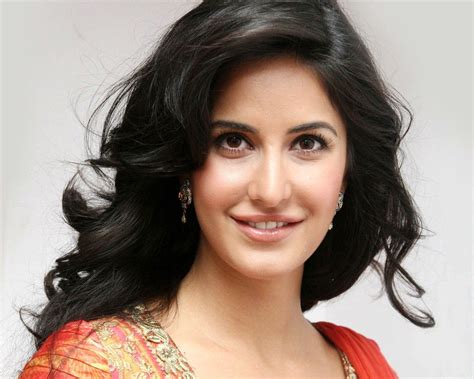 Katrina Kaif Smiling Face Full Hd Images Pics 1080p Bollywood Actress Katrina Kaif Katrina