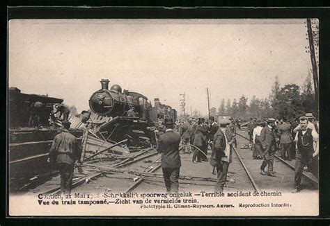 Ak Contich Terrible Accident De Chemin De Fer Vue Du Train