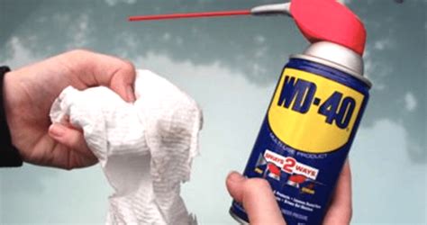 Les 20 astuces à réaliser avec du WD 40 que tout le monde devrait