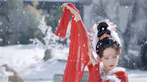 Amazing Her Dance Moved The Princes Heart 好美！花琉璃红衣惊鸿一舞，太子看了也心动