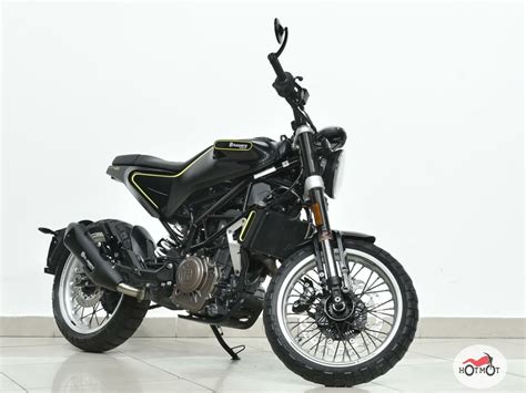 Купить б у Husqvarna Svartpilen 401 инжектор 5 передач в Москве чёрный