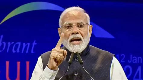 India Moving Forward As Vishwa Mitra Says Pm Modi In Vibrant Gujarat