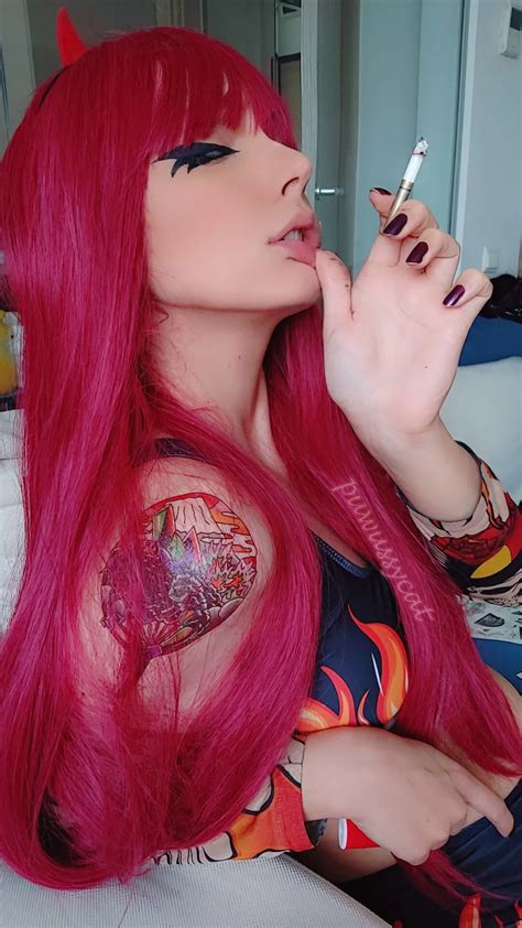 Goth Metal Girl Smoking Nude Pics XHamster