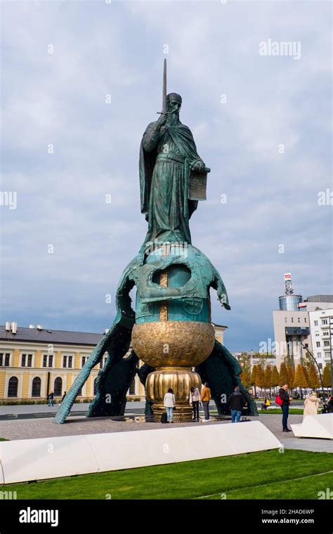 Spomenik Stefanu Nemanji Fotograf As E Im Genes De Alta Resoluci N Alamy