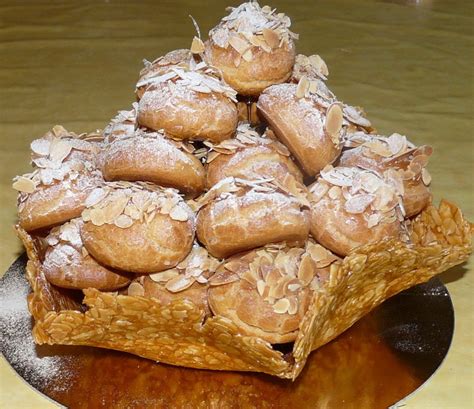 Nougatine Et Petits Choux Les Plaisirs De Ma Table