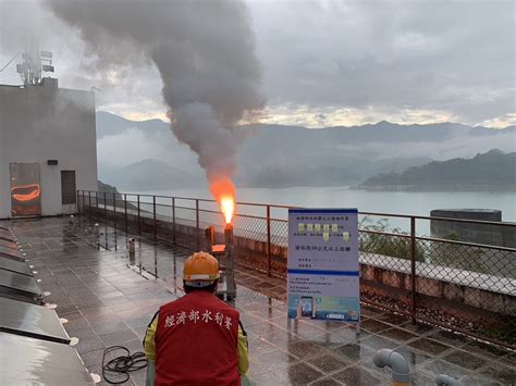 南水局把握雲層範圍逐漸寬廣再次啟動人工增雨作業