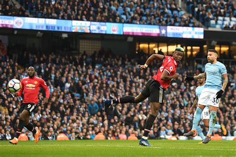 Watch the goals from Manchester United's famous derby win over Manchester City at the Etihad ...