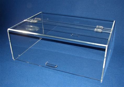 Qui Contacter Pour La Fabrication De Votre Vitrine En Plexiglas Sur