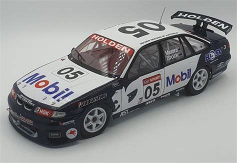 118 Classic Carlectables Holden Vr Commodore 1996 Bathurst Driven By