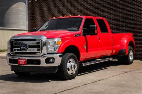 Ford Super Duty F Drw Wd Crew Cab Lariat With