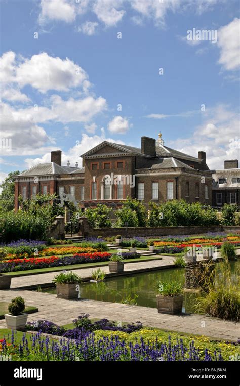 Kensington Palace From The Sunken Garden Kensington Gardens London