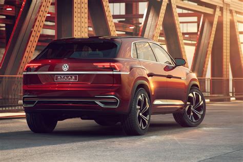 Volkswagen Atlas Cross Sport Concept Previews A New Suv Digital Trends