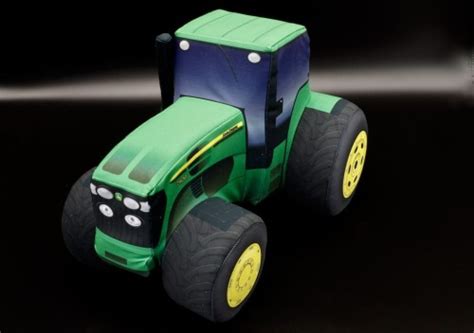 Poduszka w kształcie traktora John Deere Paul s Trucks Modele