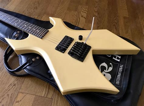 kahler flyer    bc rich  series warlock rkahler