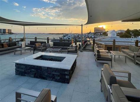 Skybar At The Edge Rooftop Bar Emerald Coast The Rooftop Guide | Hot ...