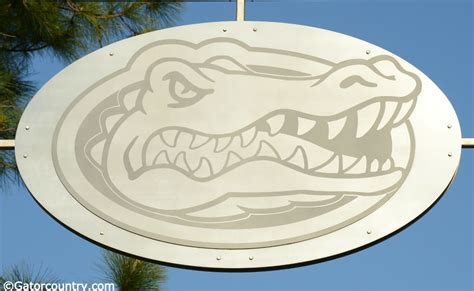 Florida Gators announce plans for Indoor Practice Facility ...