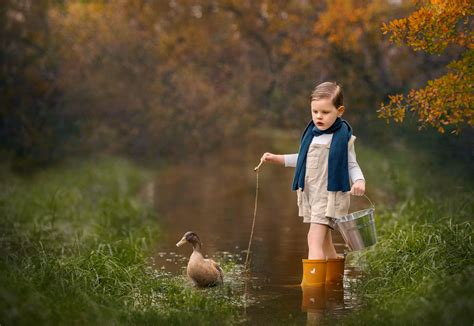 Perth Children Water-Creek Portraits | Sacred Seed Photography