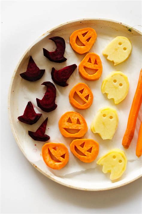 25 Spooky Halloween Dinner Ideas Best Recipes For Halloween Dishes