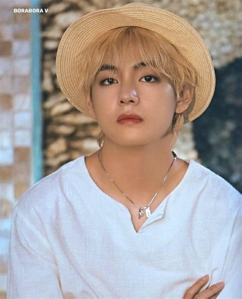 Pin by SylGia on BTS 방탄소년단 Kim taehyung Taehyung Kim tae hyung