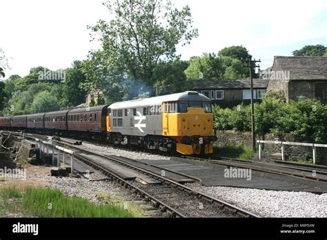 A1a Locomotives Class 31 31108 On The Keighley And Worth Valley Railway West Yorkshire Uk