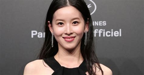 Hot girl trà sữa năm nào giờ đã là nữ tỷ phú trẻ nhất Trung Quốc Cởi bỏ nét thuần khiết để