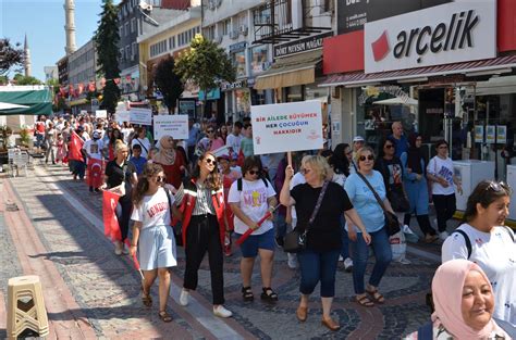 Koruyucu Aile Kortej Edirne Aile Ve Sosyal Hizmetler L M D Rl