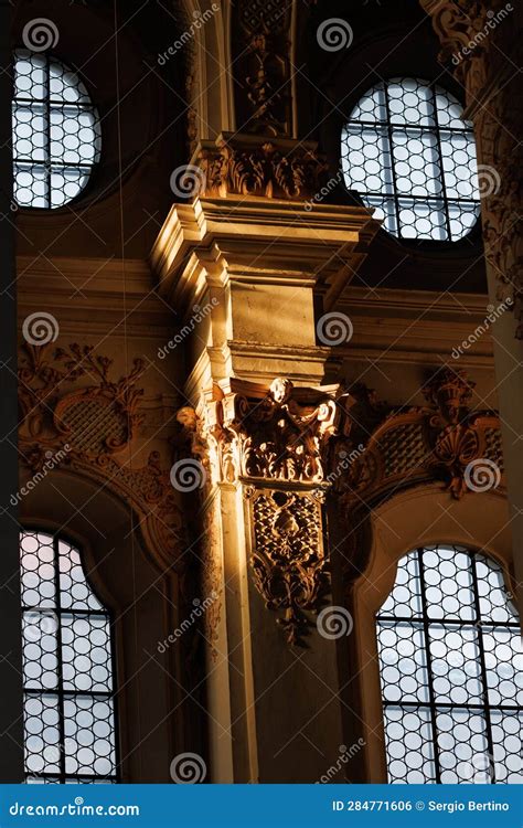 arches   cathedral stock photo image  church