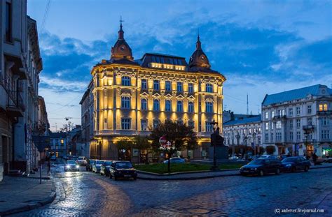 Львов, Грушевского | Lviv, Beautiful architecture, Ancient cities