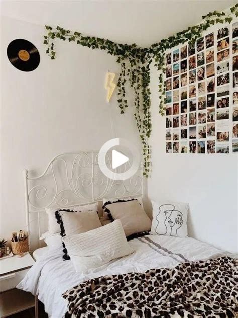 Dorm Room Wall Decor Ways To Decorate Your Dorm Room Walls