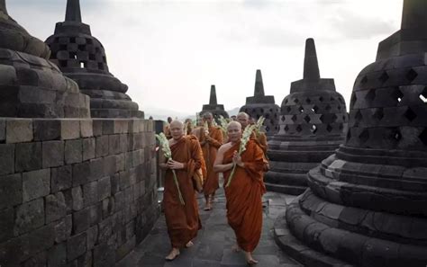 Ribuan Umat Buddha Bakal Rayakan Hari Waisak Lepas Lampion Di Candi