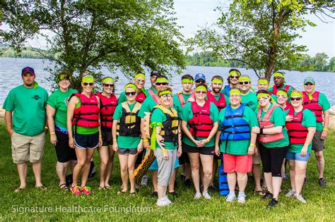 2014 Dragon Boat Team Photos – signature foundation