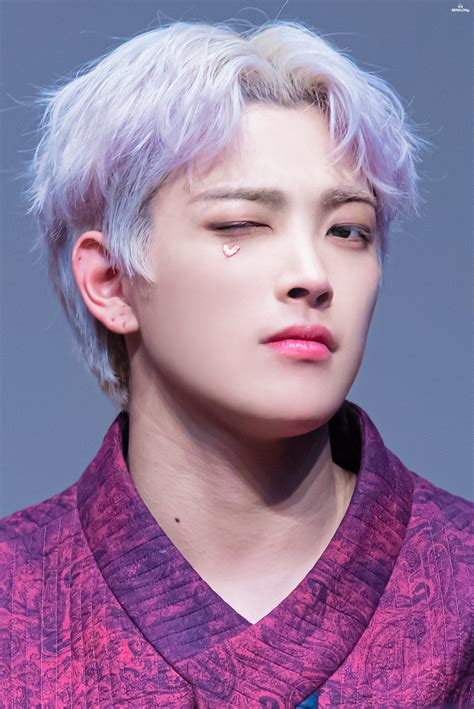 Minihong On Twitter Kim Hongjoong Pop Group Kim