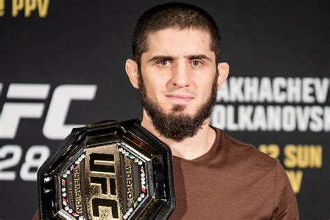 Islam Makhachev Revela Que Les O Pode Adiar Defesa De T Tulo No Ufc